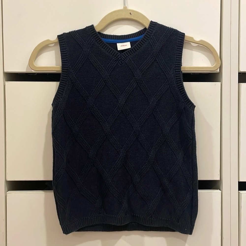 S. Oliver sweater vest size 128/134